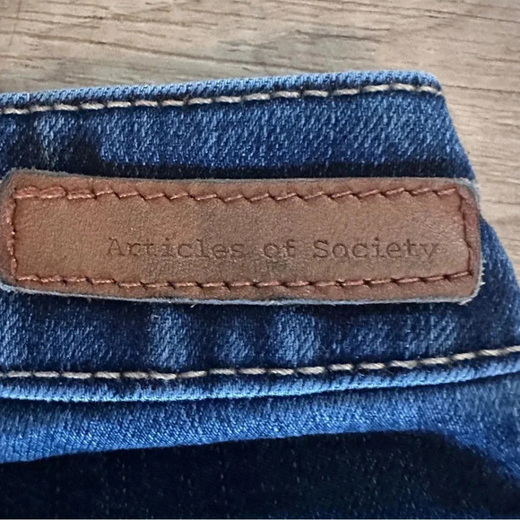 Articles of Society Flare Crop Jeans Size 31 Raw Hem Dark Wash Trendy Stretchy - Picture 4 of 12